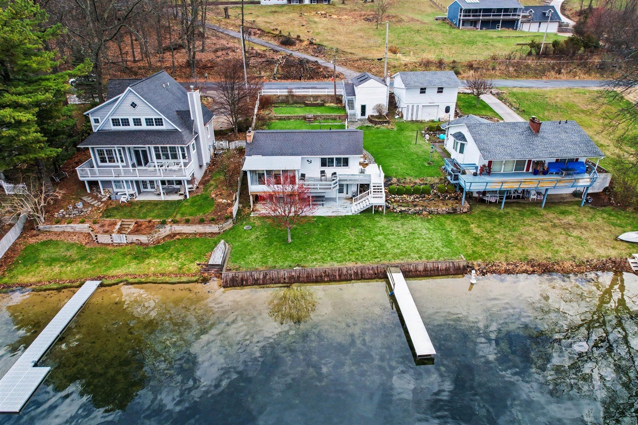 12294 N Sherman Lake Drive, Augusta, MI, 49012-9280