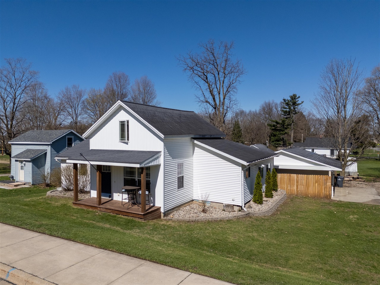 24340 Front Street, Mattawan, MI, 49071-9501