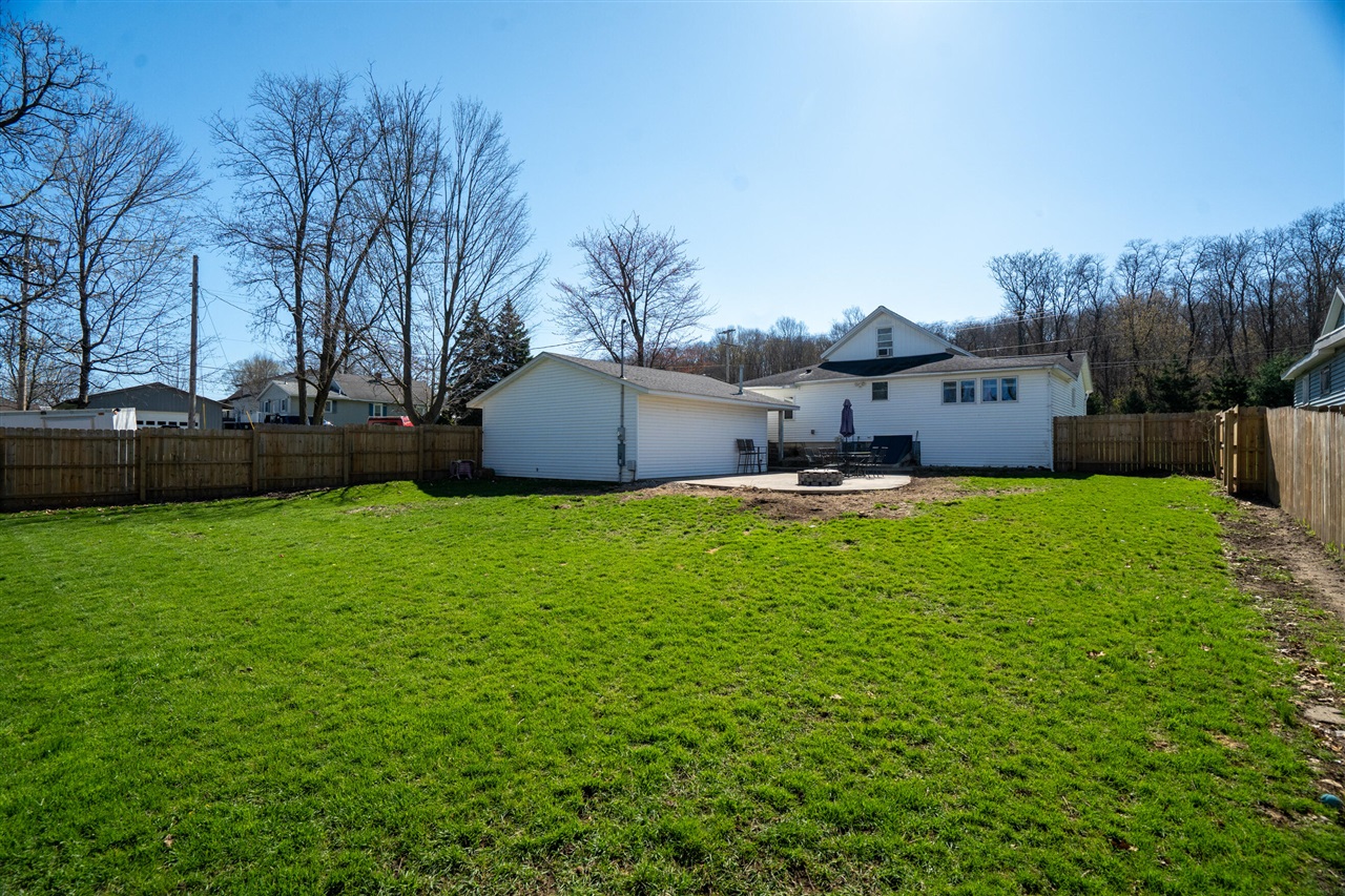 24340 Front Street, Mattawan, MI, 49071-9501