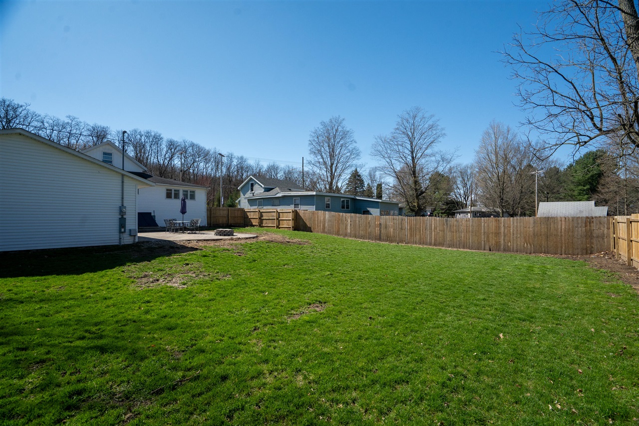 24340 Front Street, Mattawan, MI, 49071-9501