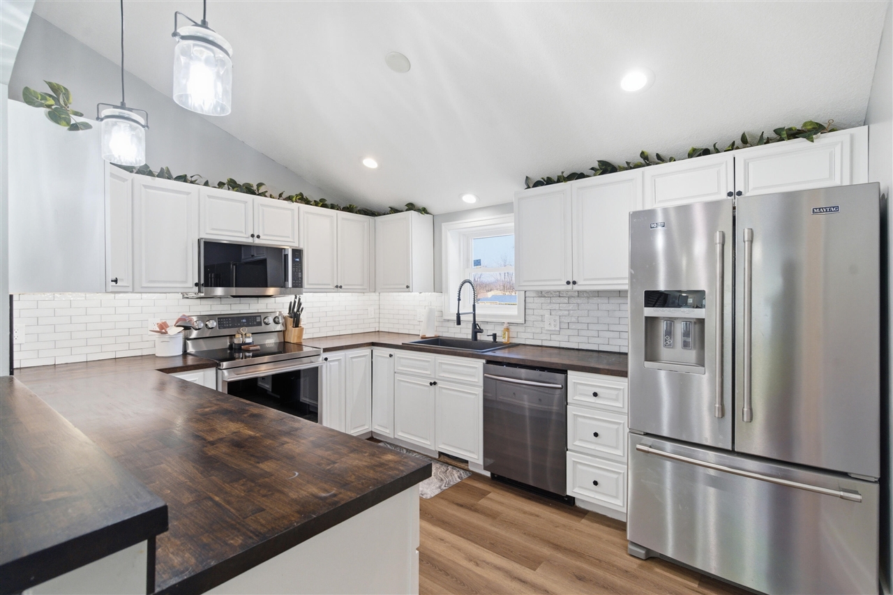 24340 Front Street, Mattawan, MI, 49071-9501