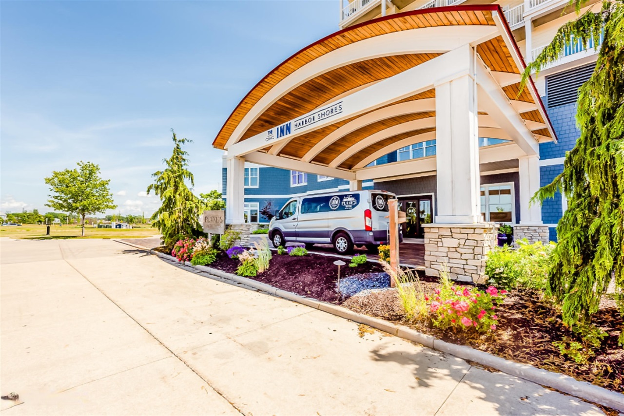 800 Whitwam Drive UNIT&nbsp;5 & 5A, Saint Joseph, MI, 49085