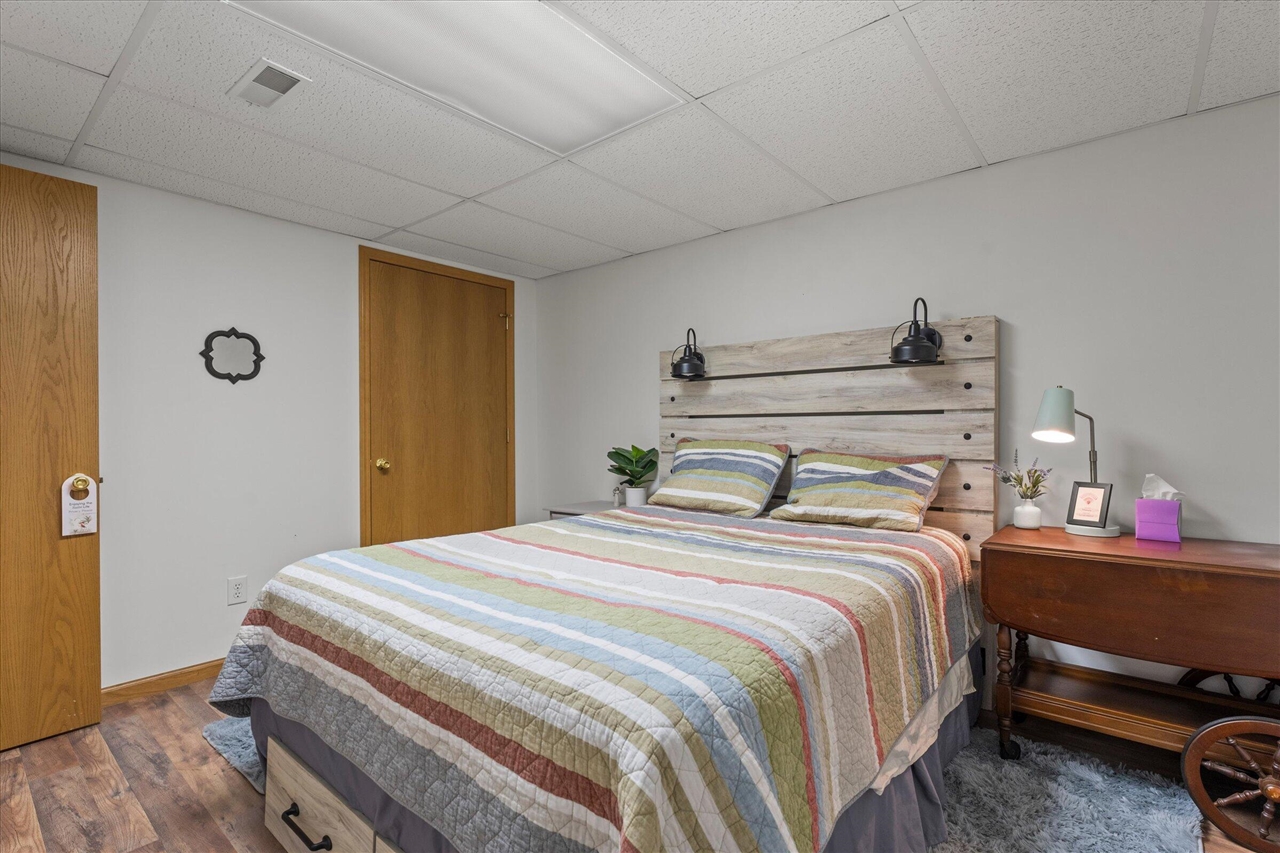 68600 Christiana Lake Road, Edwardsburg, MI, 49112-8727