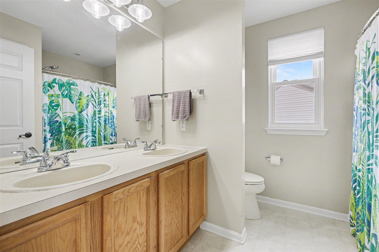 7377 Essex Drive, Ypsilanti, MI, 48197-3176