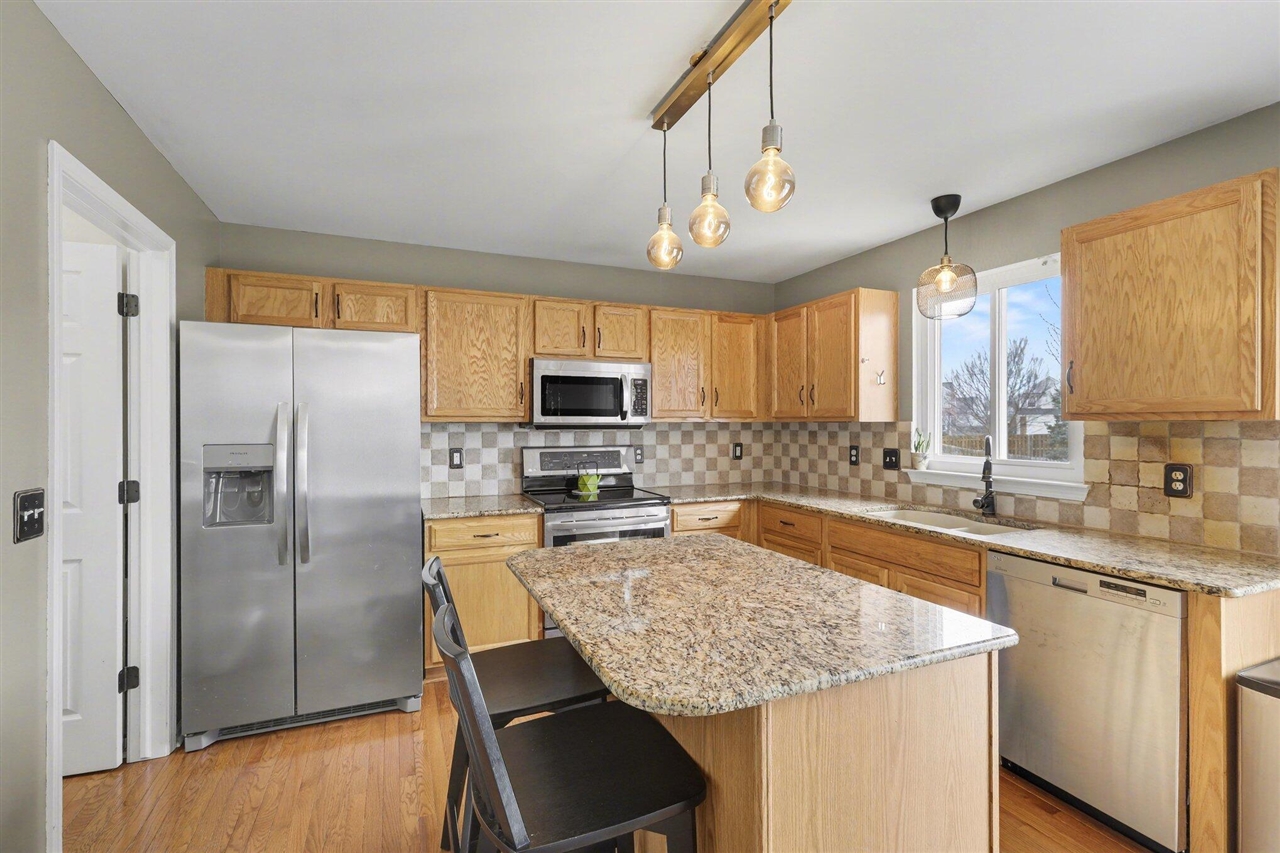 7377 Essex Drive, Ypsilanti, MI, 48197-3176