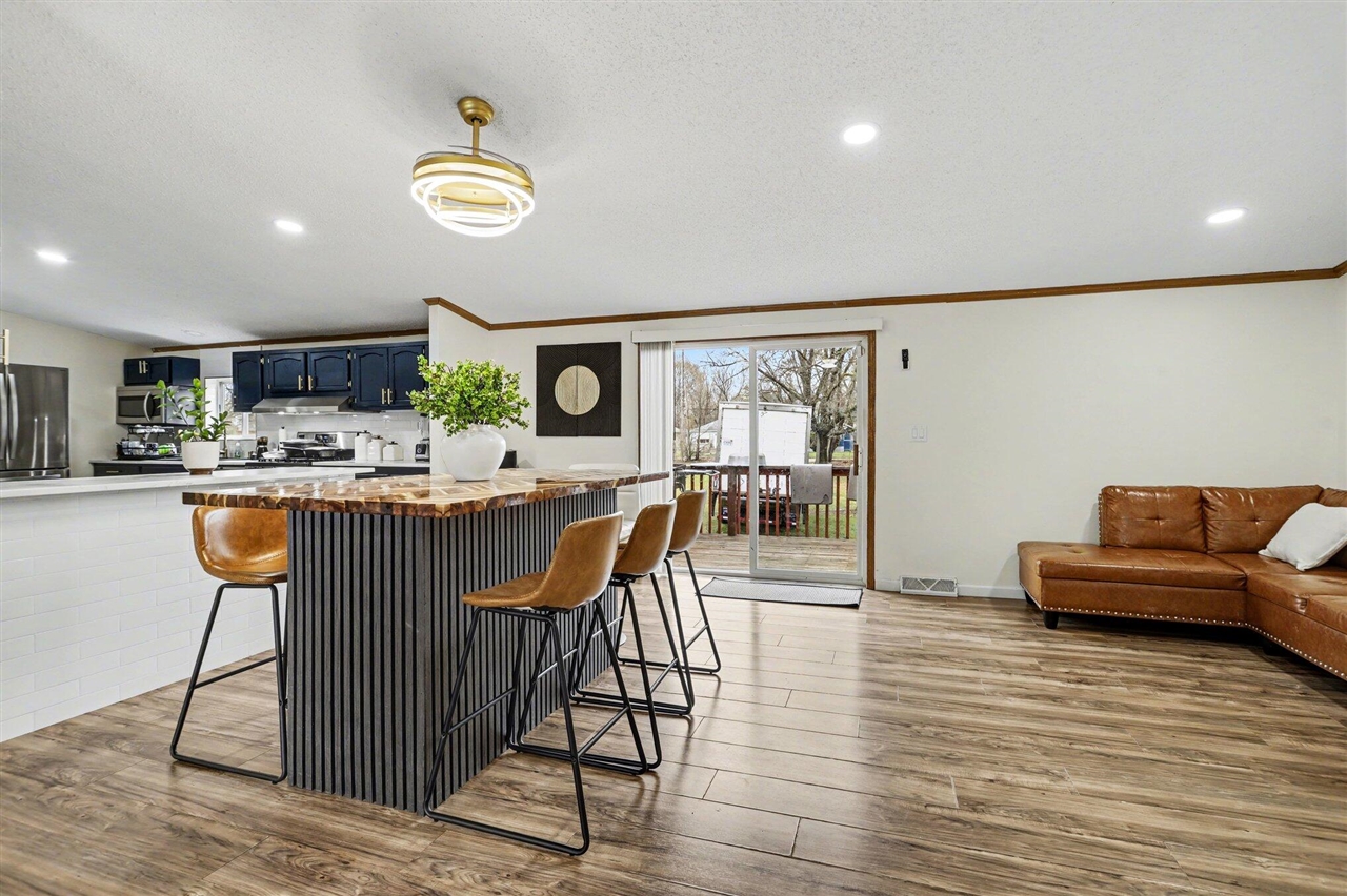 100 W Northside Drive, Battle Creek, MI, 49037-2422