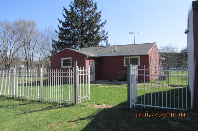 1161 102nd Avenue, Plainwell, MI, 49080-9730