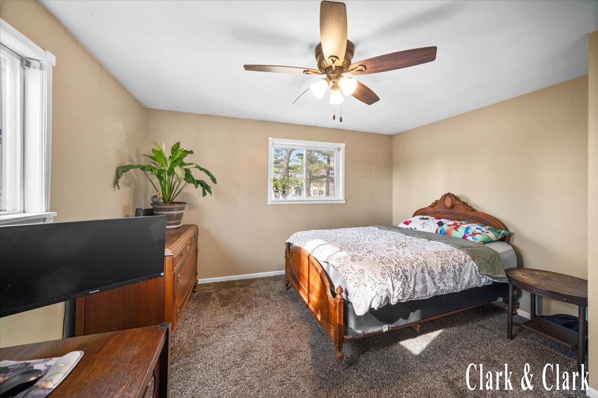 525 W Randall Street, Coopersville, MI, 49404-1368