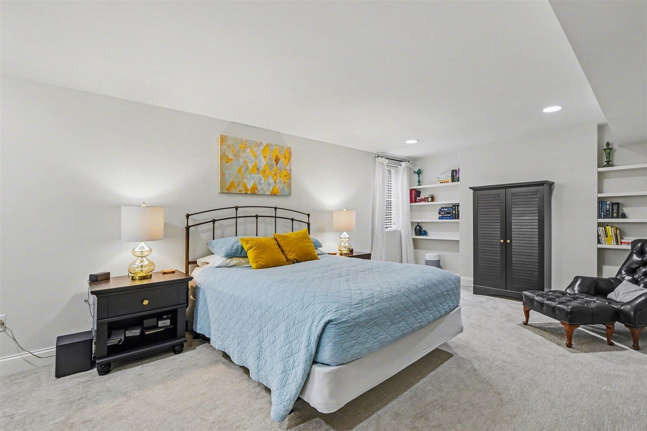 1051 Wren Avenue, Grand Rapids, MI, 49506-3160