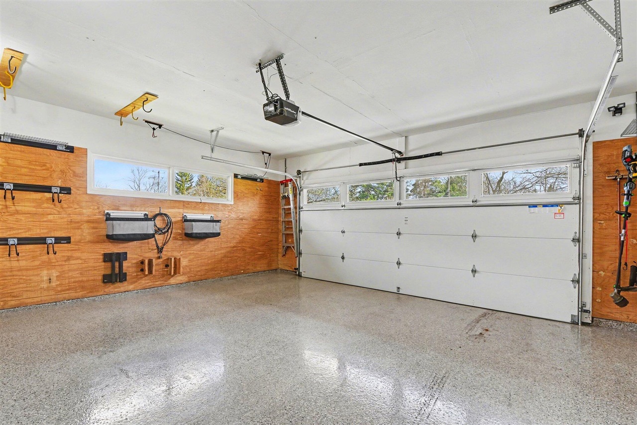 1051 Wren Avenue, Grand Rapids, MI, 49506-3160