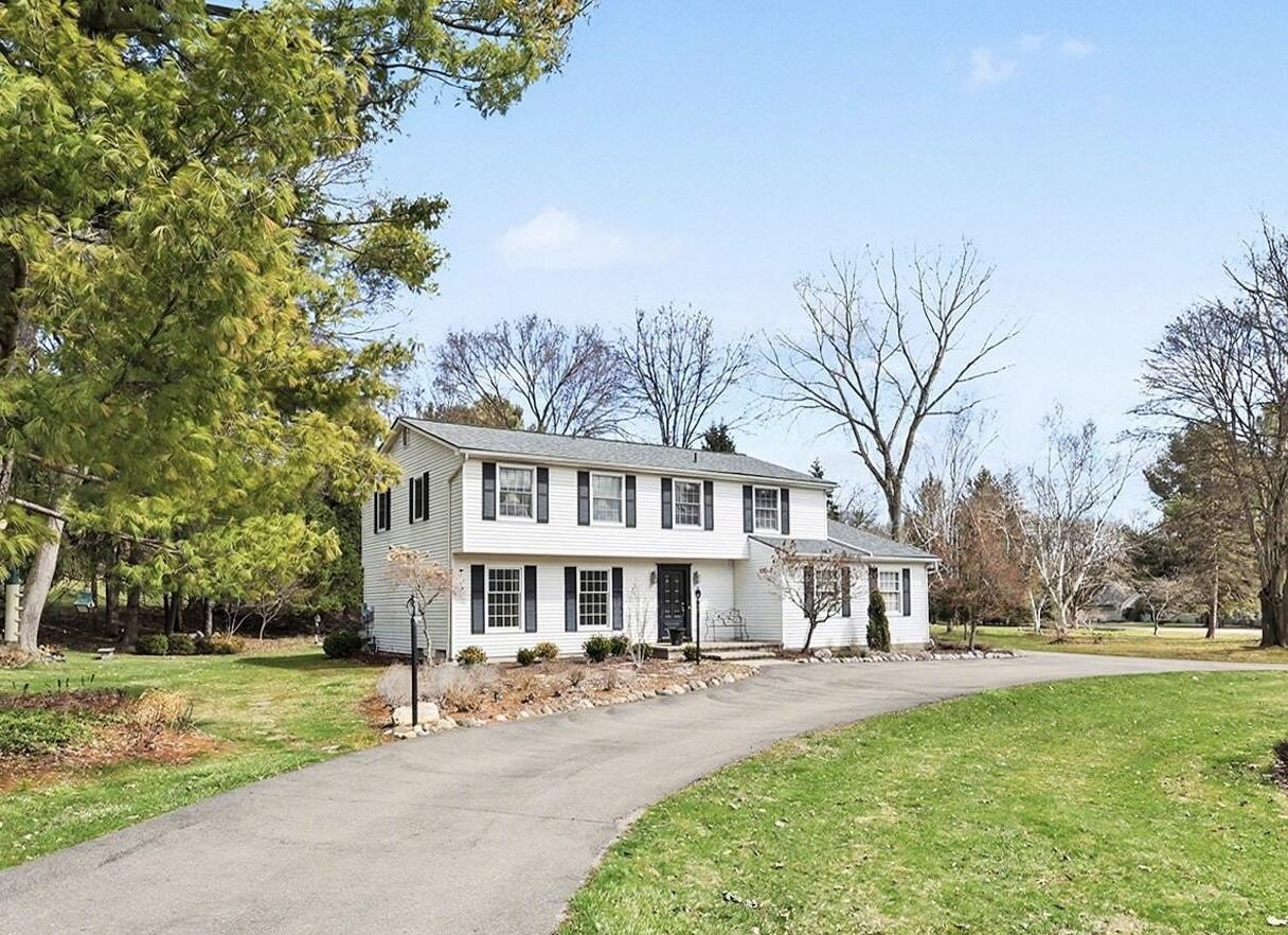 3132 Daleview Drive, Ann Arbor, MI, 48105-9604