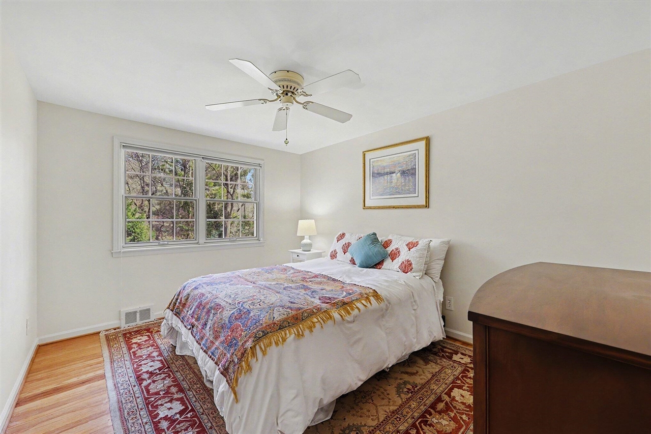 3132 Daleview Drive, Ann Arbor, MI, 48105-9604