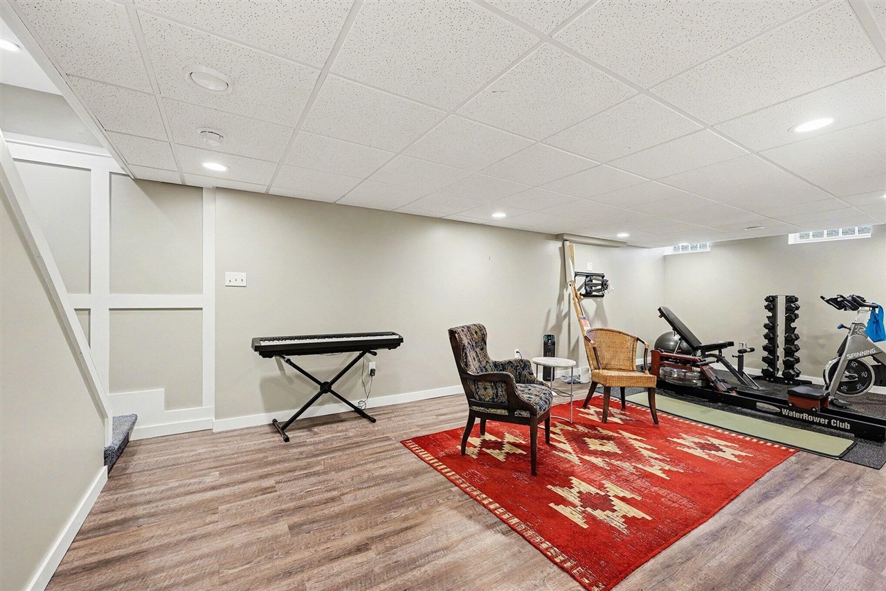 3132 Daleview Drive, Ann Arbor, MI, 48105-9604