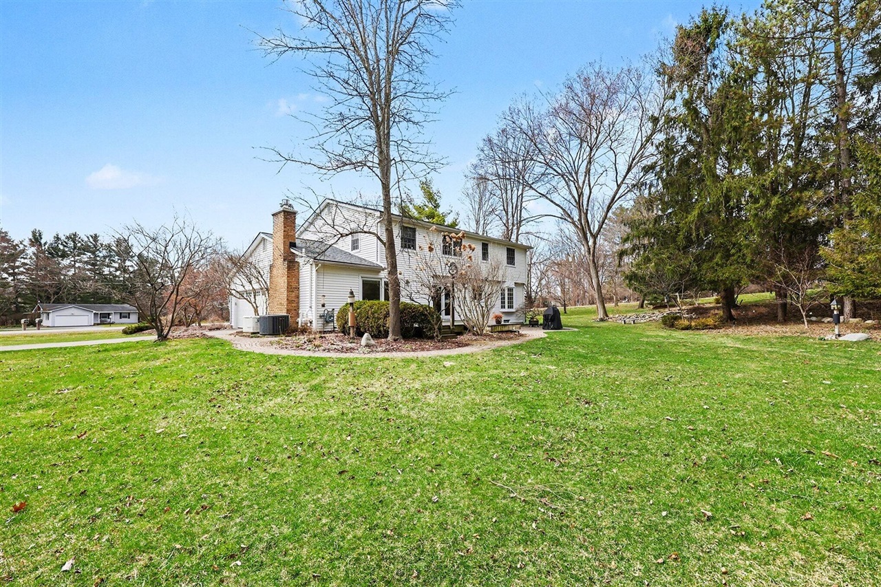 3132 Daleview Drive, Ann Arbor, MI, 48105-9604