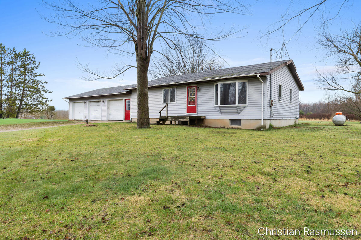 675 E Sessions Road, Sheridan, MI, 48884