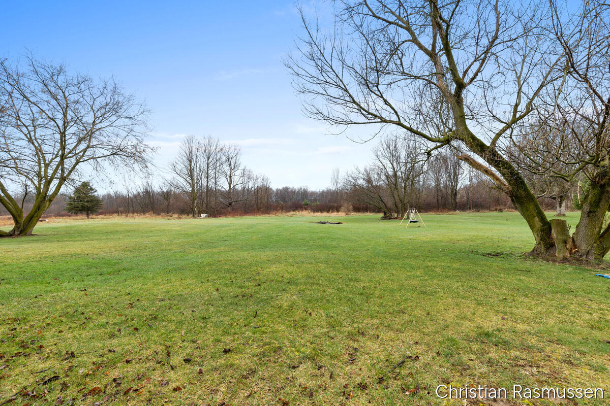 675 E Sessions Road, Sheridan, MI, 48884