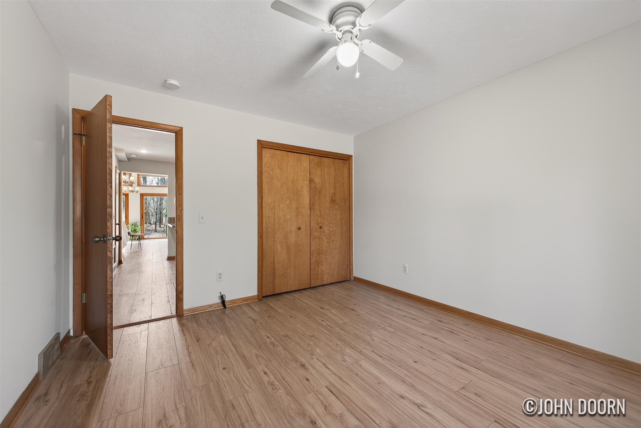 9063 Algoma Avenue, Rockford, MI, 49341-9084