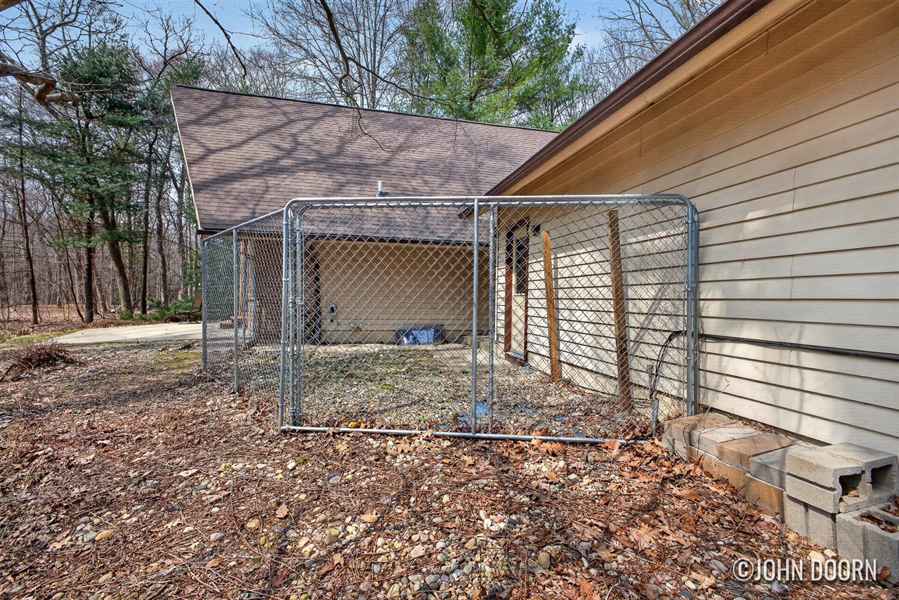 9063 Algoma Avenue, Rockford, MI, 49341-9084