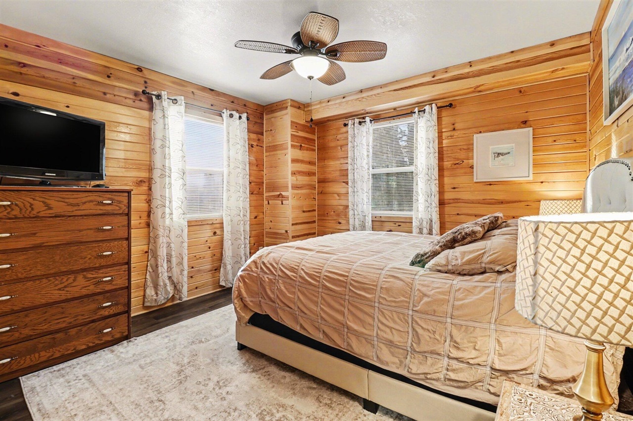 5526 Longbridge Road, Pentwater, MI, 49449