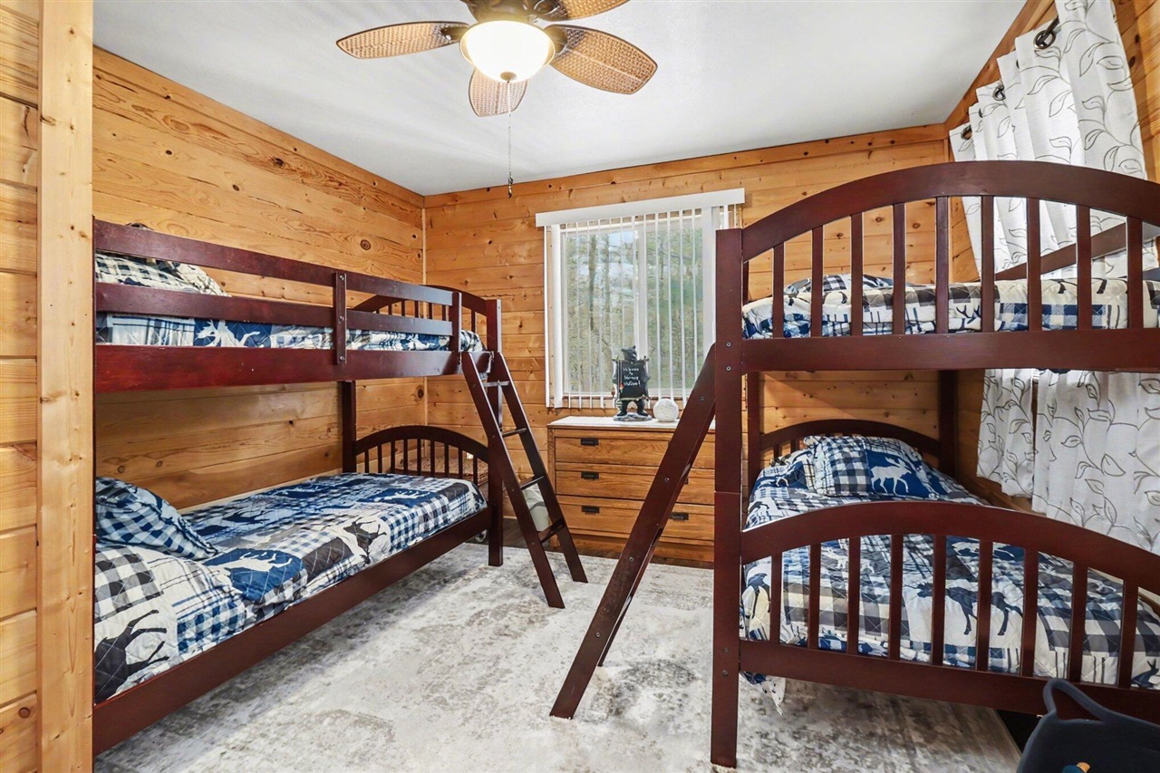 5526 Longbridge Road, Pentwater, MI, 49449