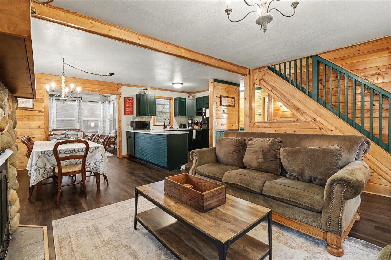 5526 Longbridge Road, Pentwater, MI, 49449