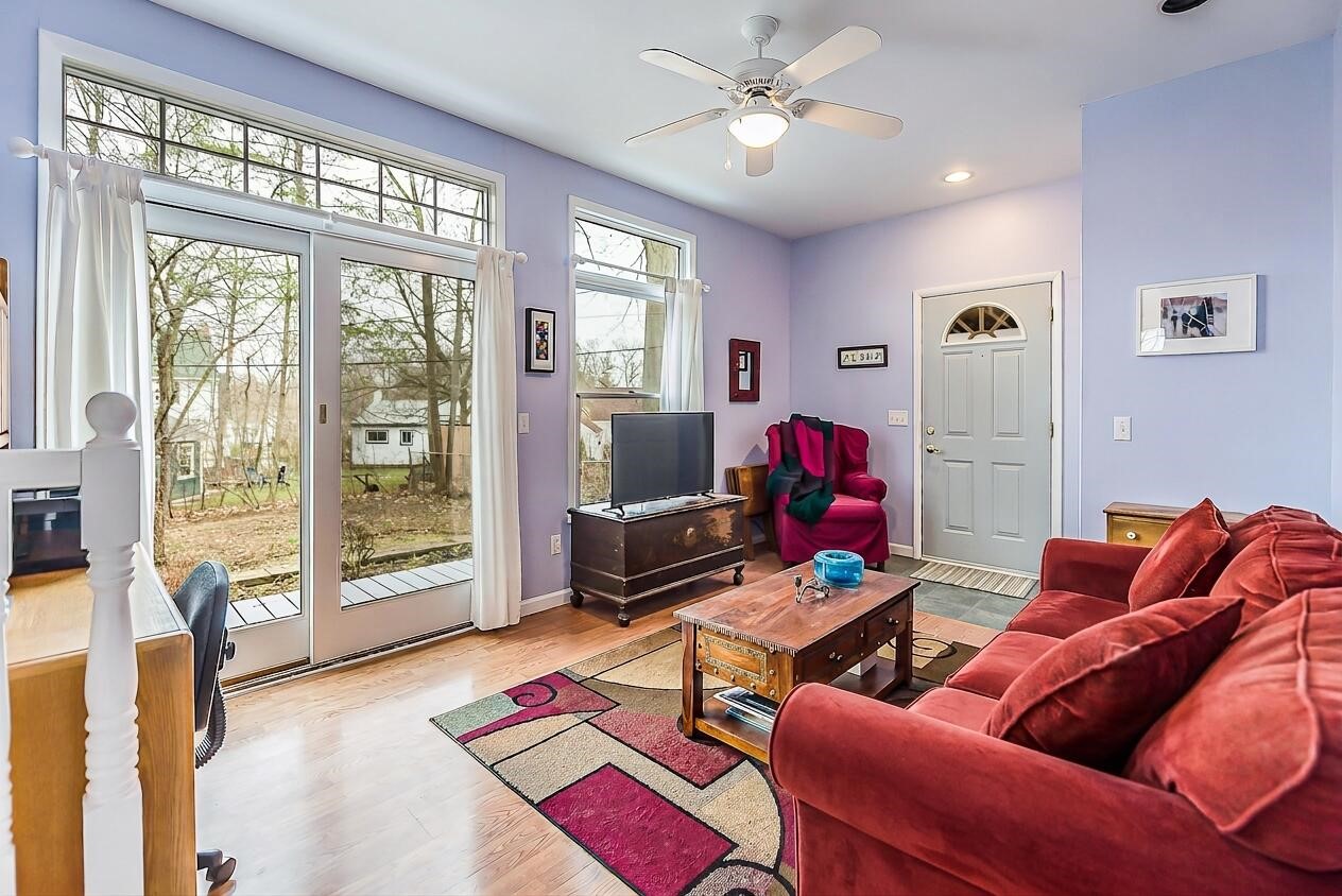 1211 Birk Avenue, Ann Arbor, MI, 48103-5305