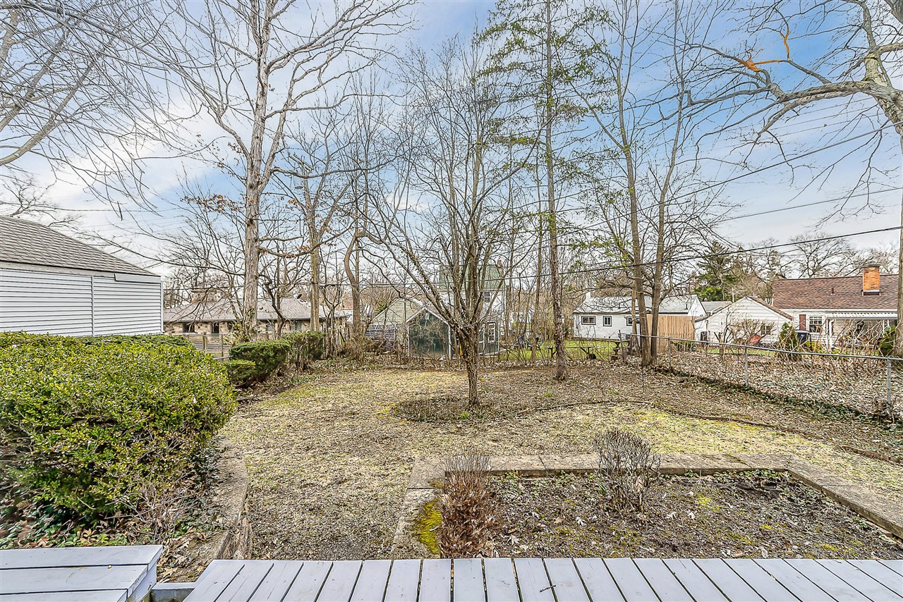 1211 Birk Avenue, Ann Arbor, MI, 48103-5305