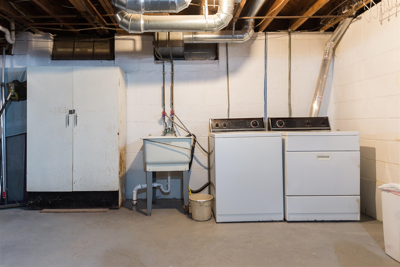 1211 Birk Avenue, Ann Arbor, MI, 48103-5305