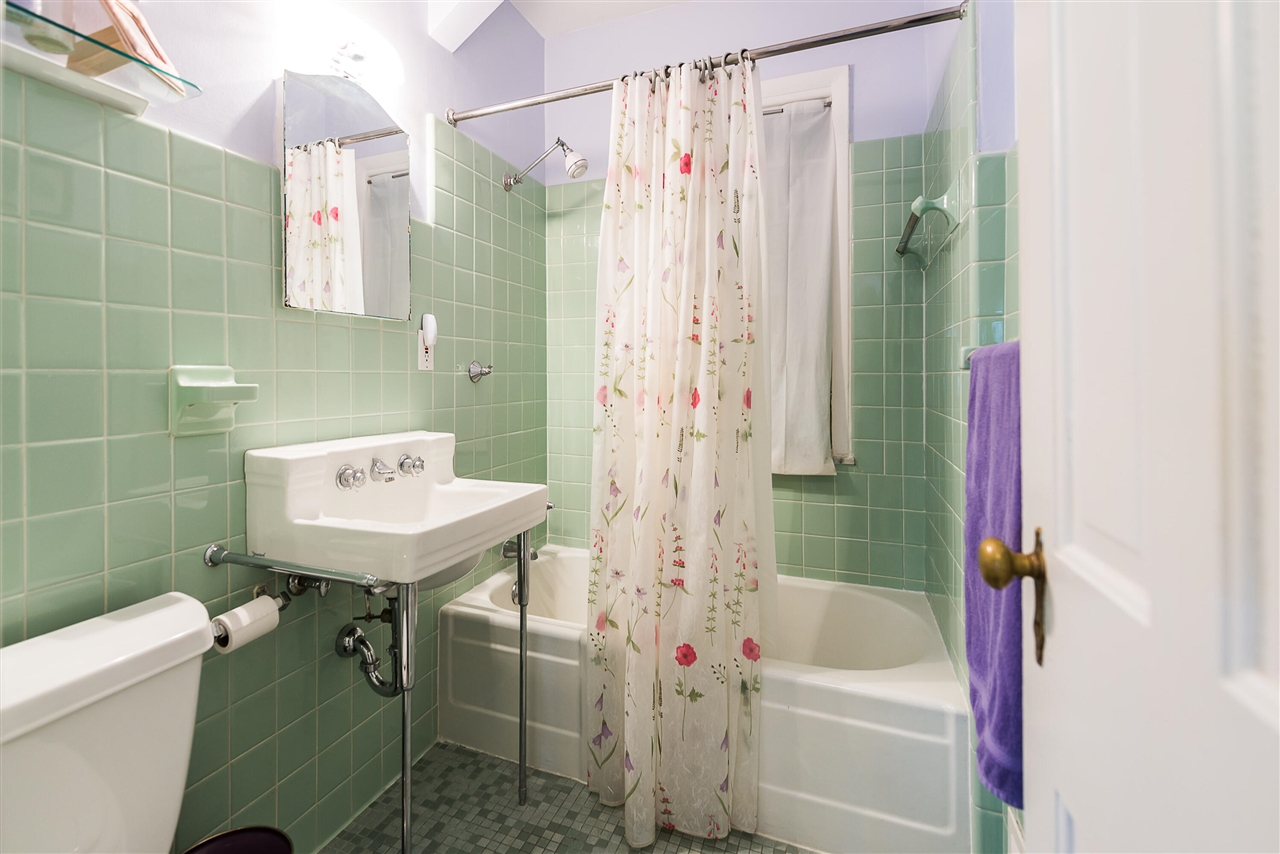 1211 Birk Avenue, Ann Arbor, MI, 48103-5305