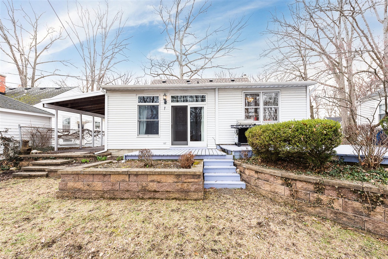 1211 Birk Avenue, Ann Arbor, MI, 48103-5305