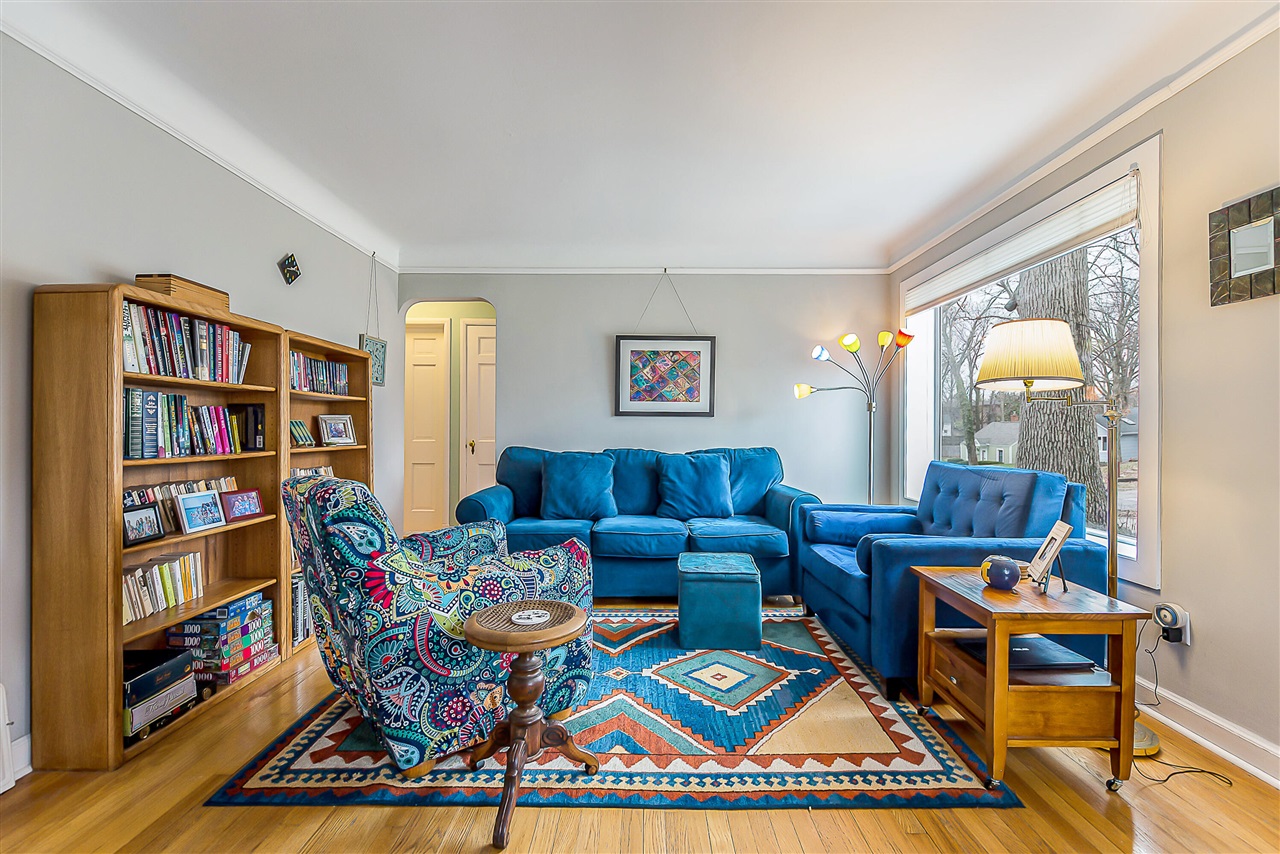 1211 Birk Avenue, Ann Arbor, MI, 48103-5305