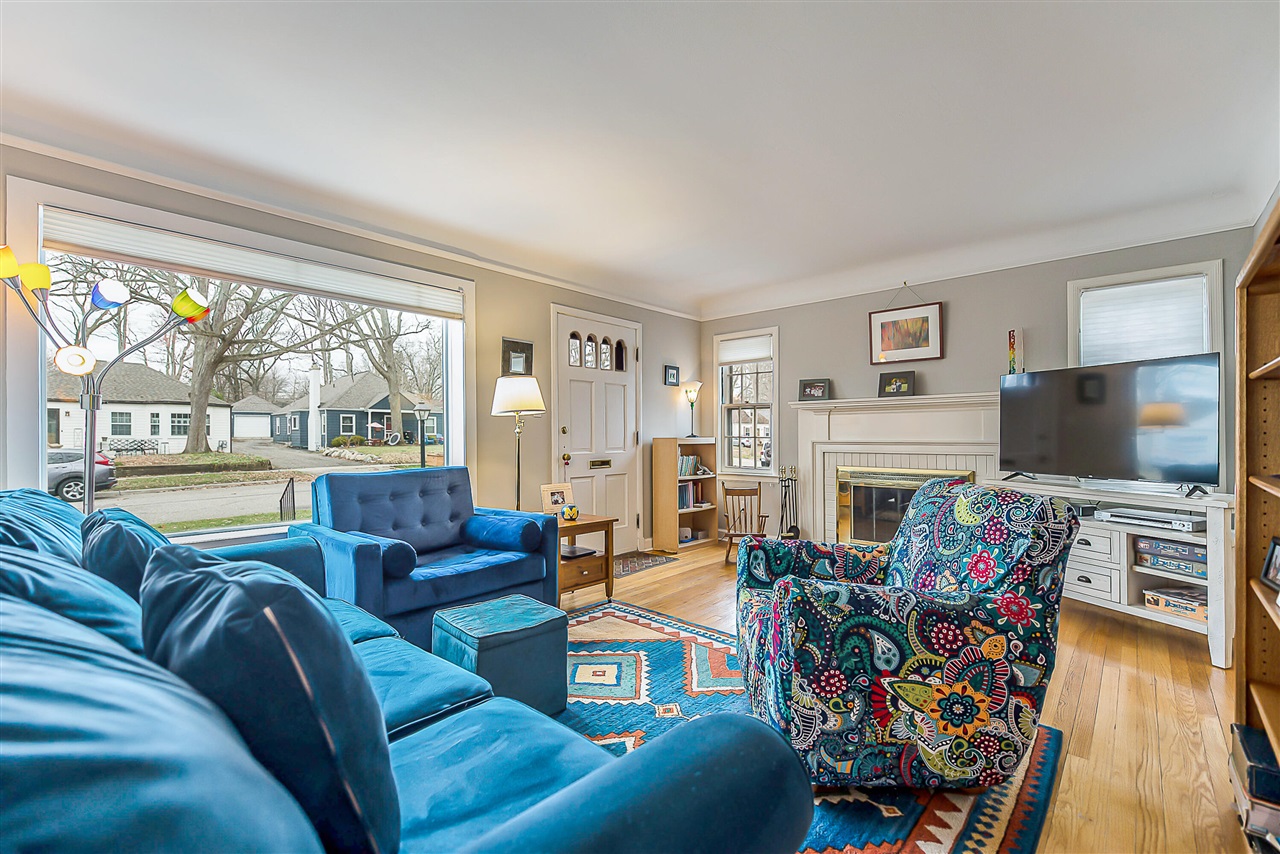 1211 Birk Avenue, Ann Arbor, MI, 48103-5305