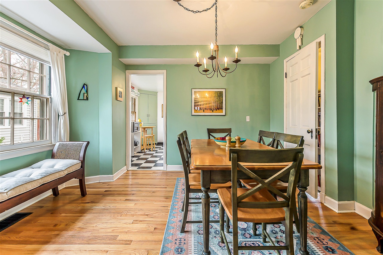 1211 Birk Avenue, Ann Arbor, MI, 48103-5305