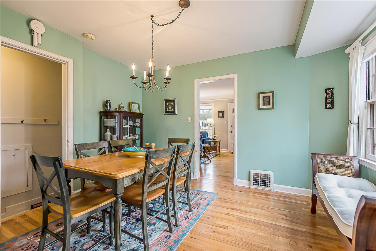 1211 Birk Avenue, Ann Arbor, MI, 48103-5305