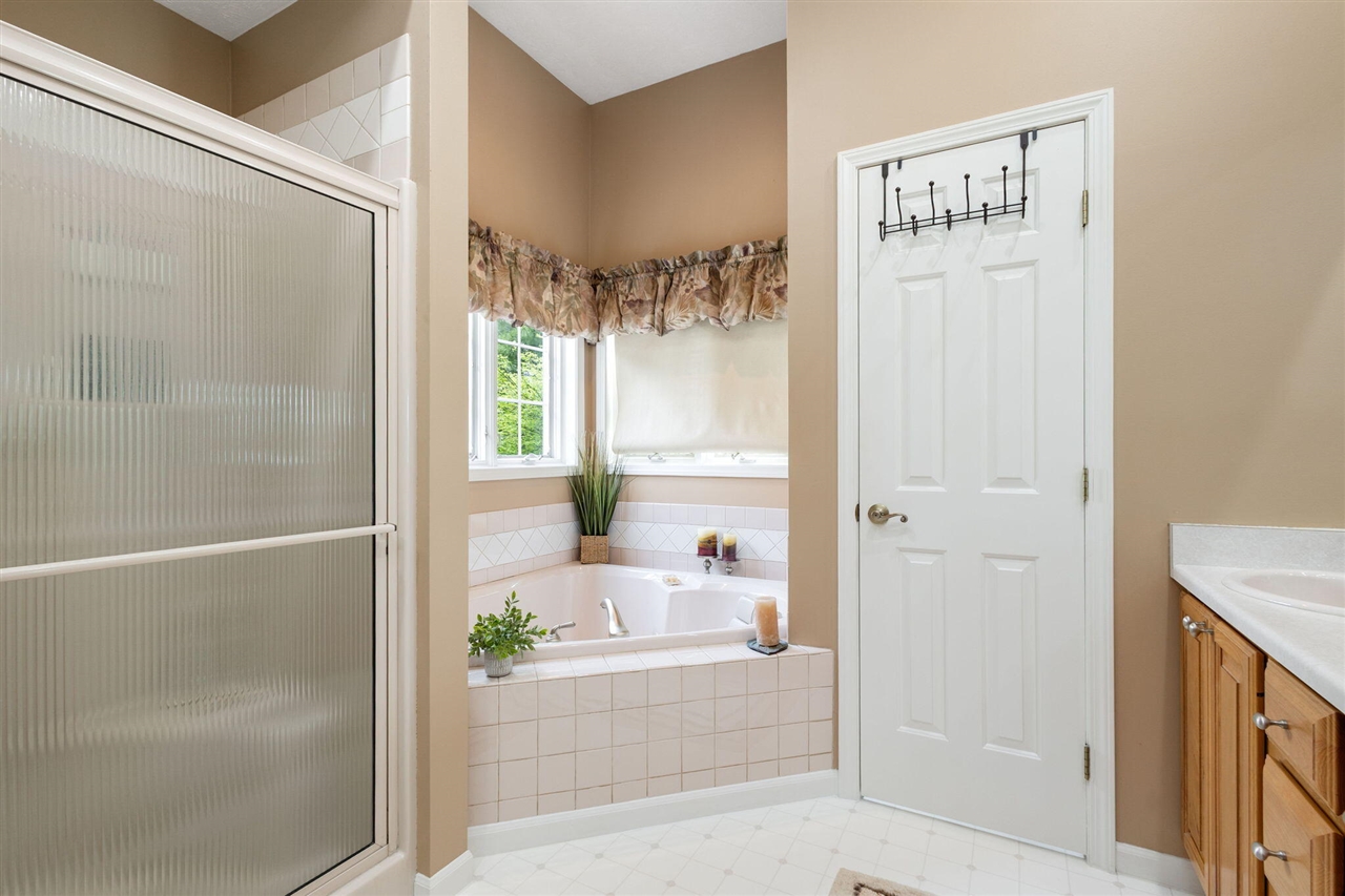 1256 Barron Lake Road, Niles, MI, 49120-9523