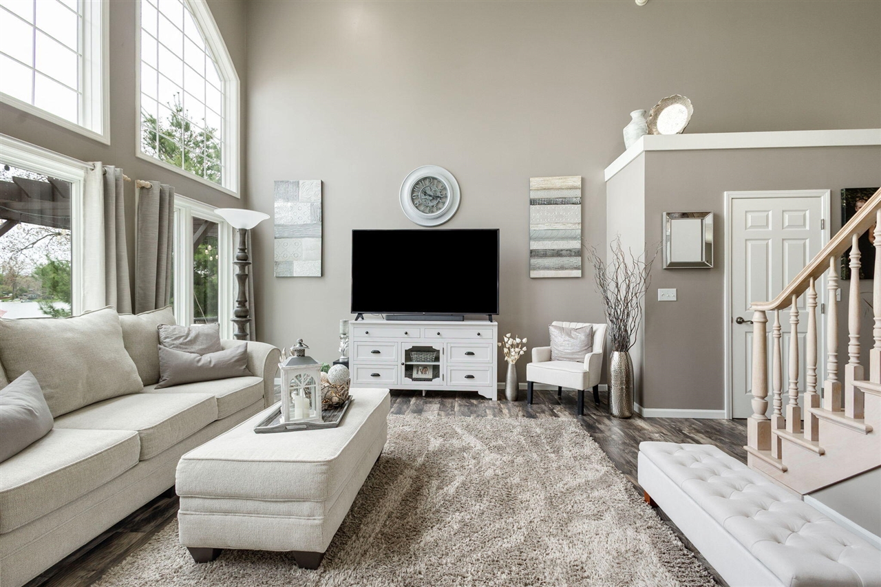 1256 Barron Lake Road, Niles, MI, 49120-9523