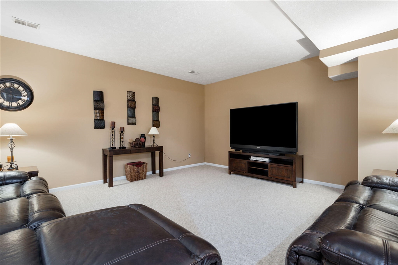 1256 Barron Lake Road, Niles, MI, 49120-9523