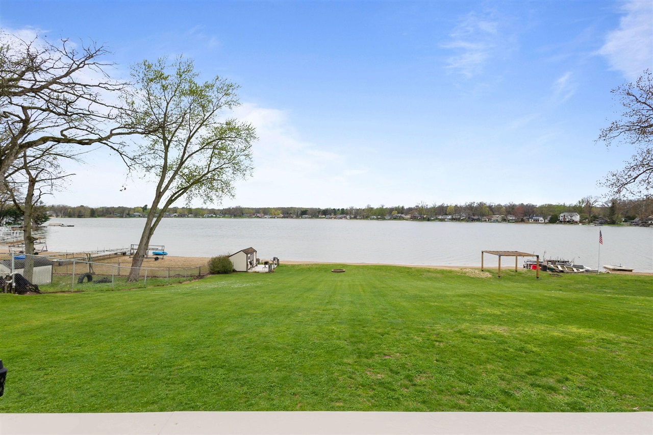 1256 Barron Lake Road, Niles, MI, 49120-9523