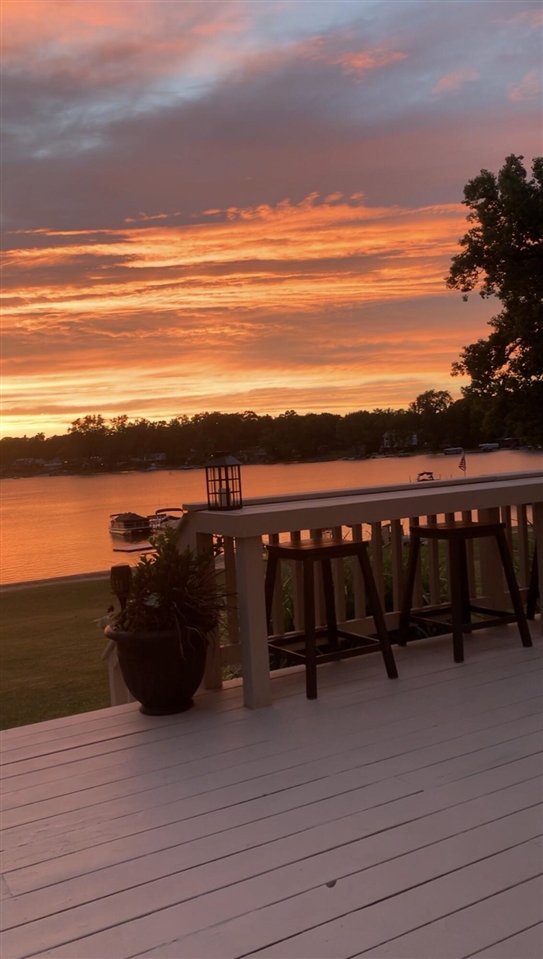 1256 Barron Lake Road, Niles, MI, 49120-9523