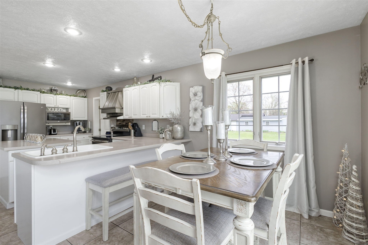 1256 Barron Lake Road, Niles, MI, 49120-9523