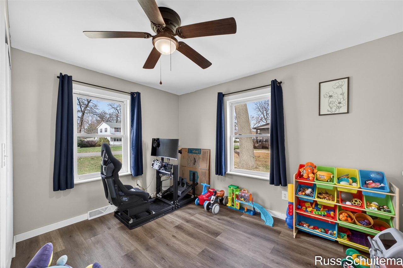 2289 Orchard Avenue, Muskegon, MI, 49442-3830