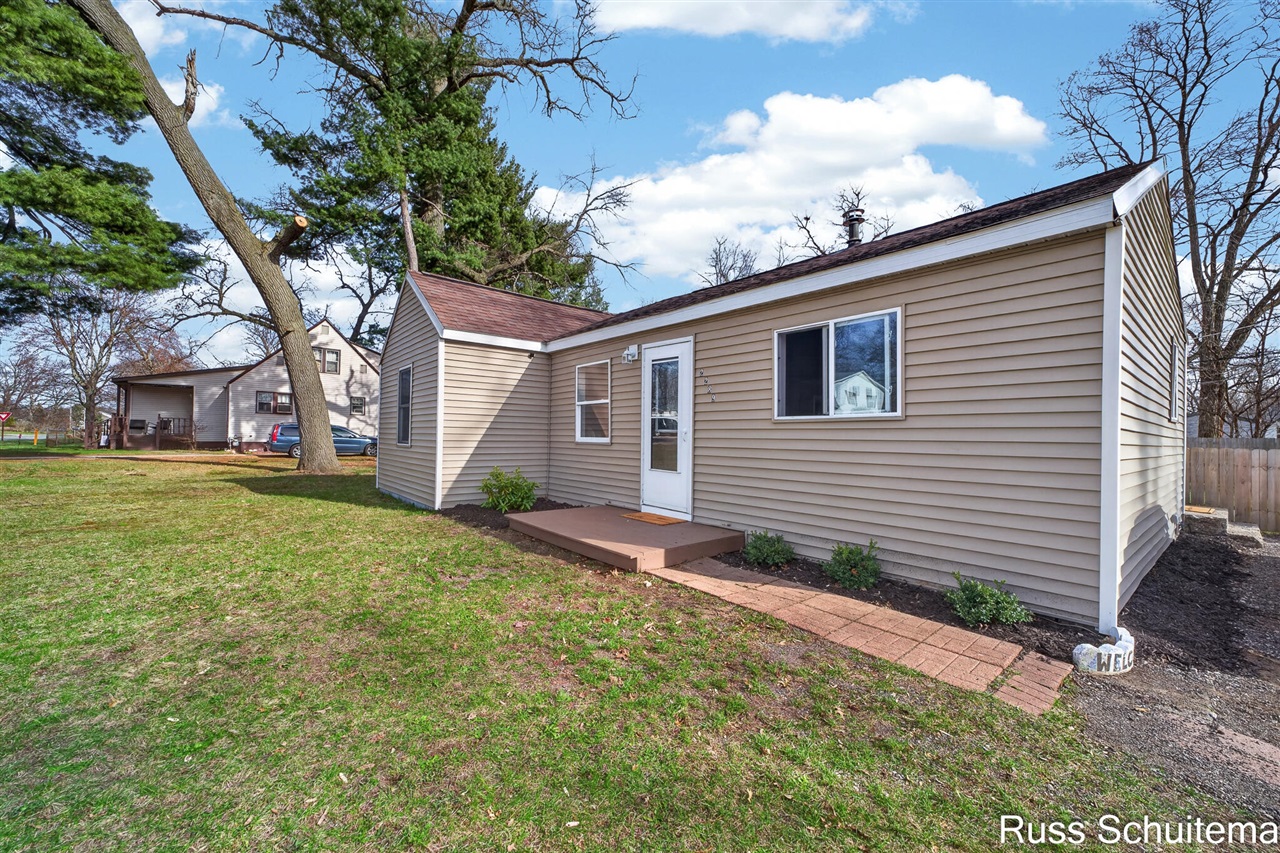 2289 Orchard Avenue, Muskegon, MI, 49442-3830