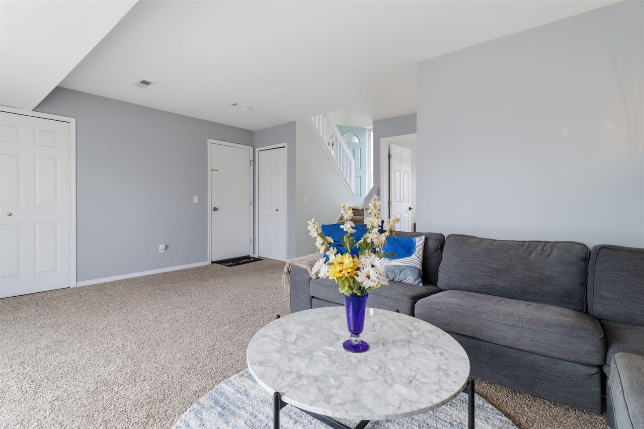 7183 Hogan Drive, Ypsilanti, MI, 48197-6110