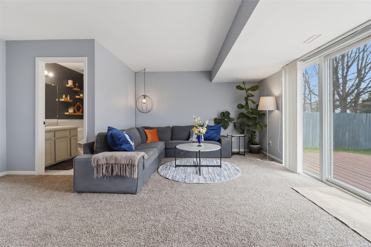 7183 Hogan Drive, Ypsilanti, MI, 48197-6110