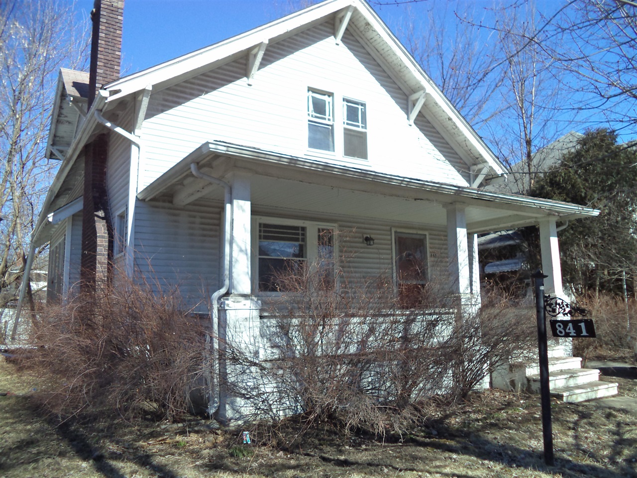 841 E 8th Street, Flint, MI, 48503-2735
