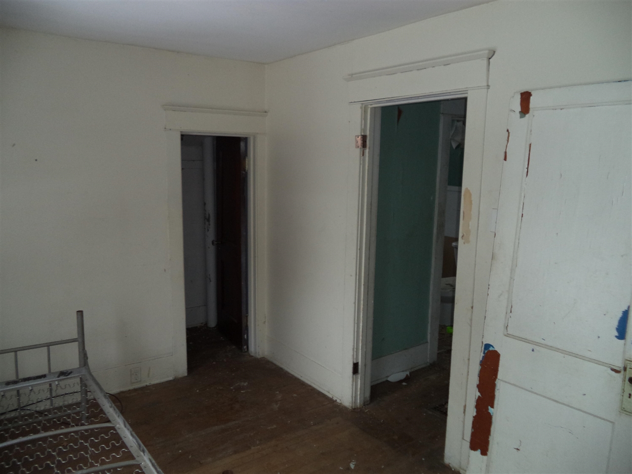 841 E 8th Street, Flint, MI, 48503-2735