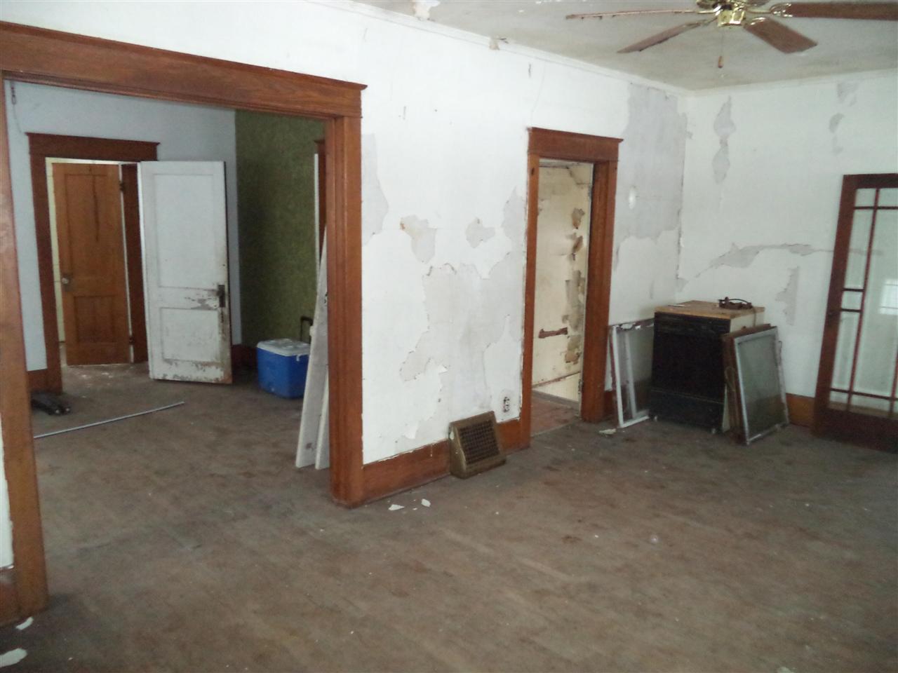 841 E 8th Street, Flint, MI, 48503-2735