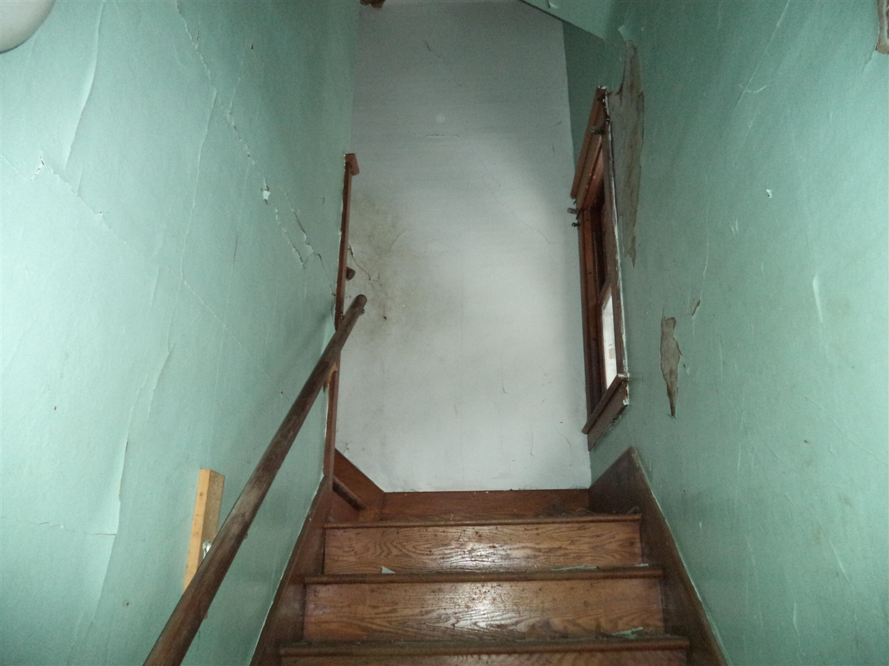 841 E 8th Street, Flint, MI, 48503-2735