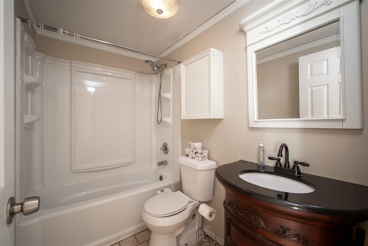 1720 Michigan Street, Update, MI, 48001-1324