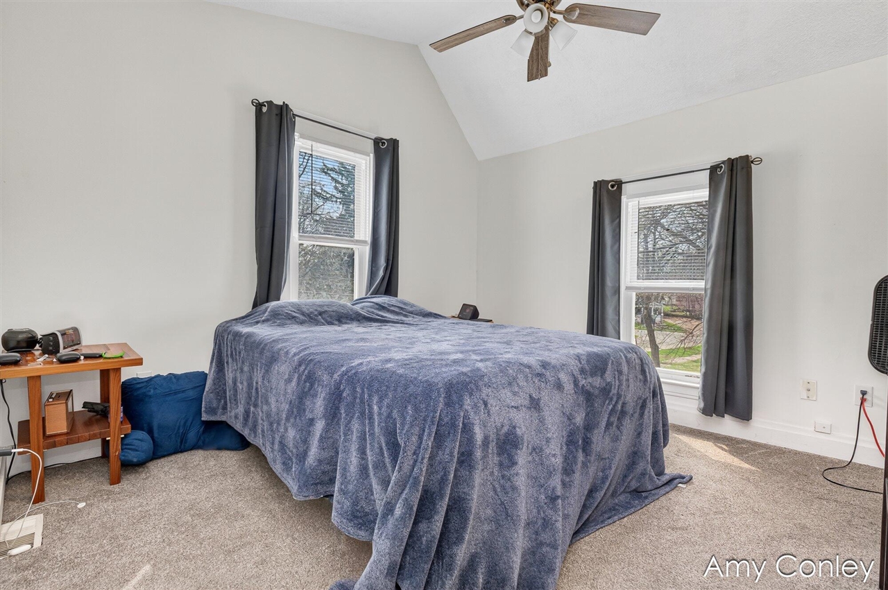 619 Fairbanks Avenue, Kalamazoo, MI, 49048-1861